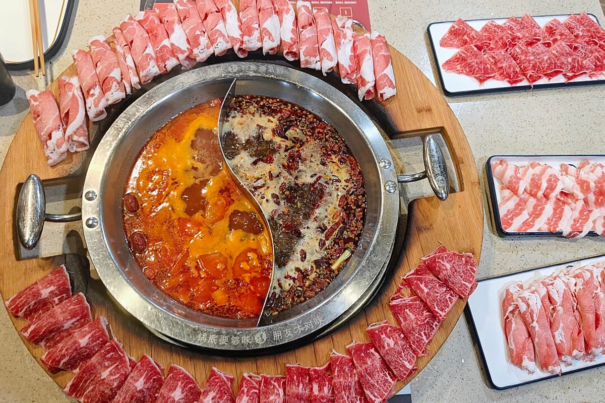 Lẩu nóng hổi